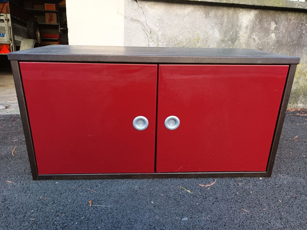 1 meuble haut , 2 portes, 25 Cran-Gevrier (74)