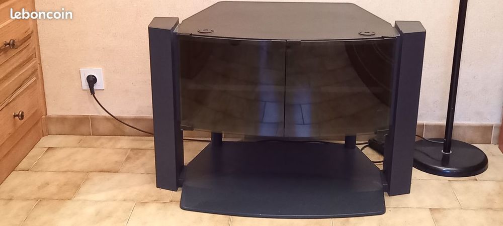 MEUBLE HIFI TELEVISION 79 Caumont-sur-Durance (84)