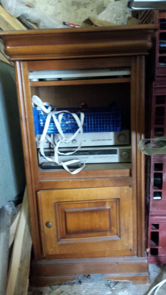 meuble HIFI 40 Montcourt-Fromonville (77)