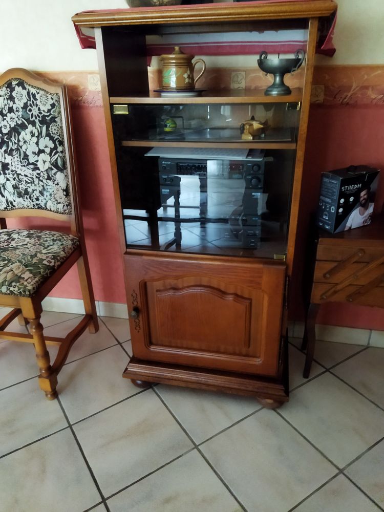 Meuble hifi 70 M�n�treux-le-Pitois (21)