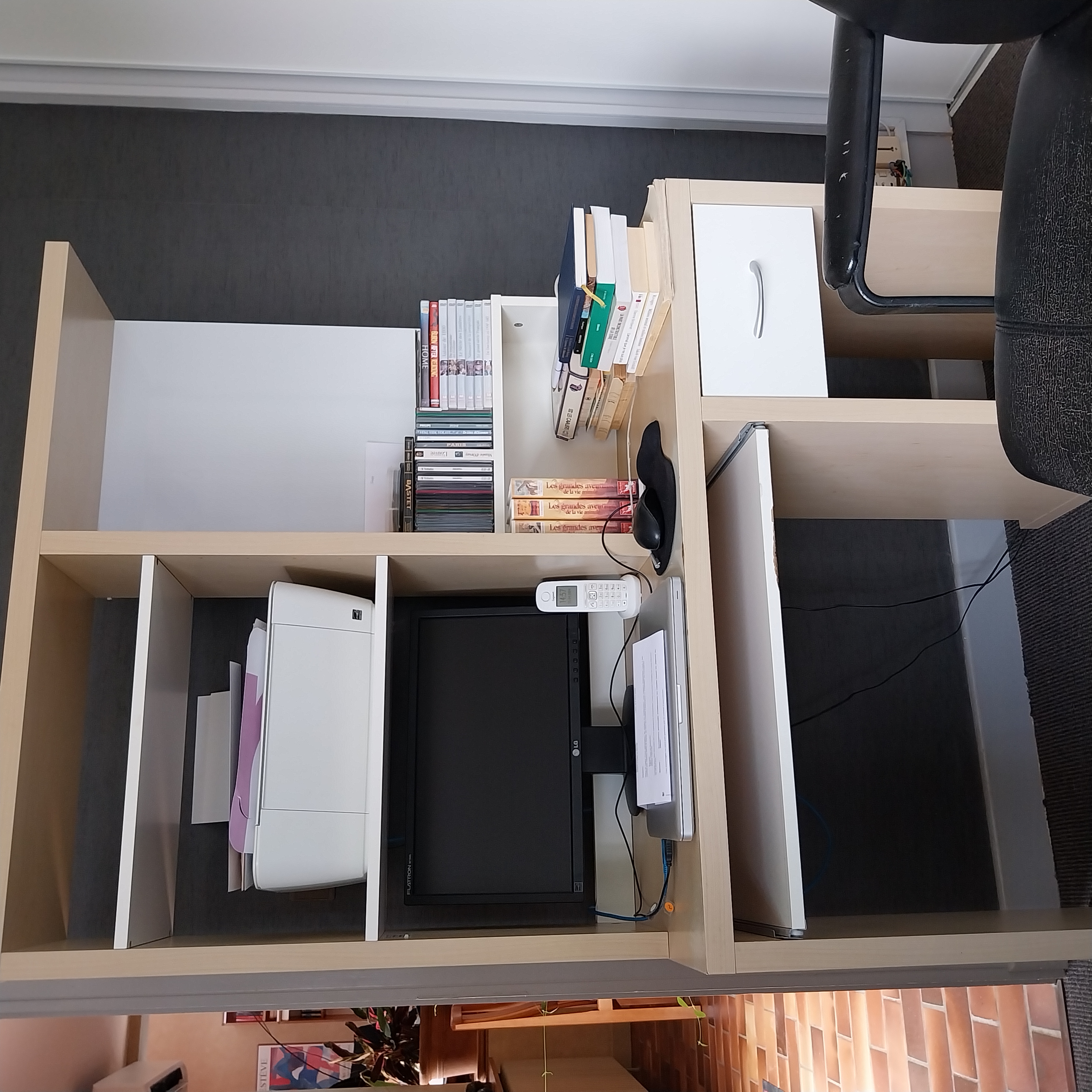 Meuble informatique et sa chaise 38 Pouilly-le-Monial (69)