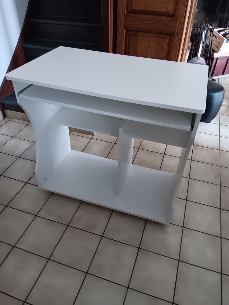 Meuble informatique 50 Courtry (77)