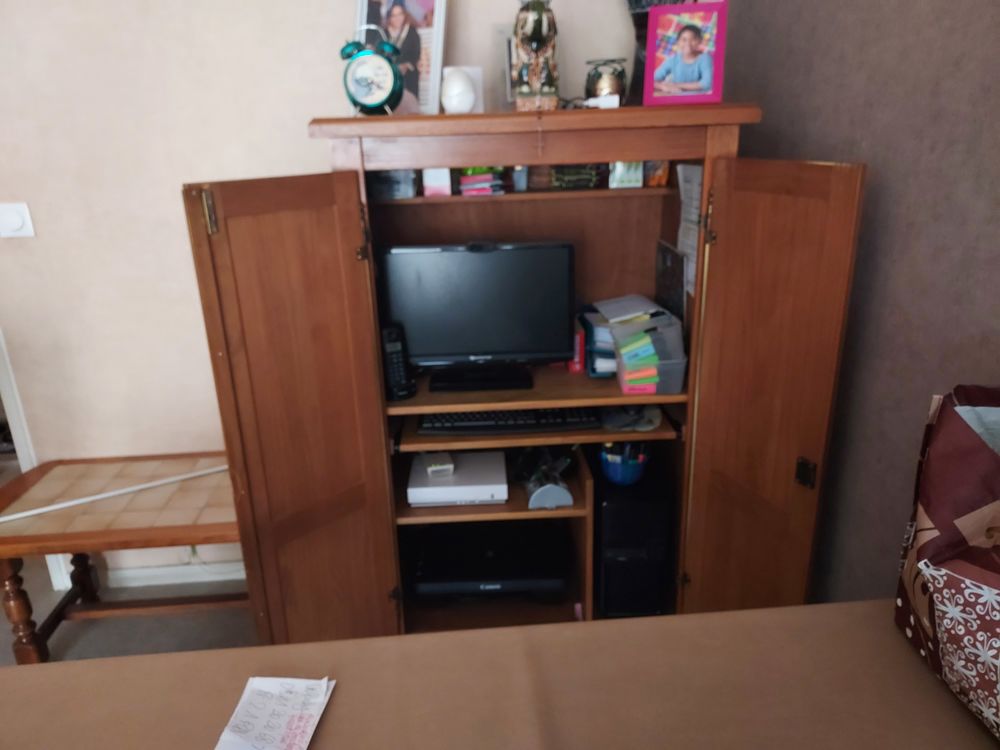 meuble informatique/ 80� 80 Le Havre (76)