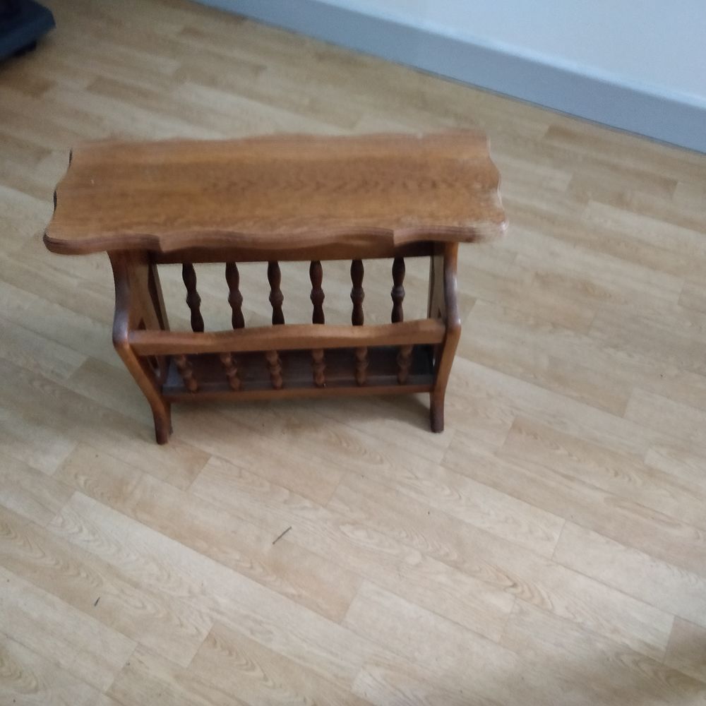 Meuble � Journaux 2 Brive-la-Gaillarde (19)