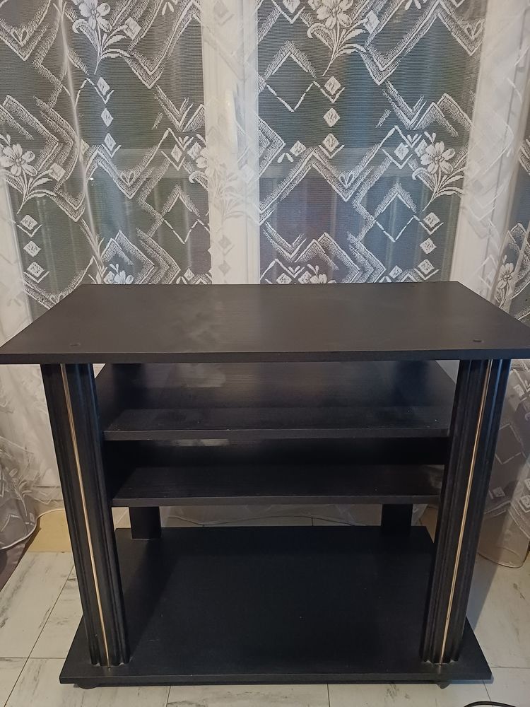 Meuble tv 78 cm longueur 40 cm largeur 70 hauteur 50 Ch�teauroux (36)