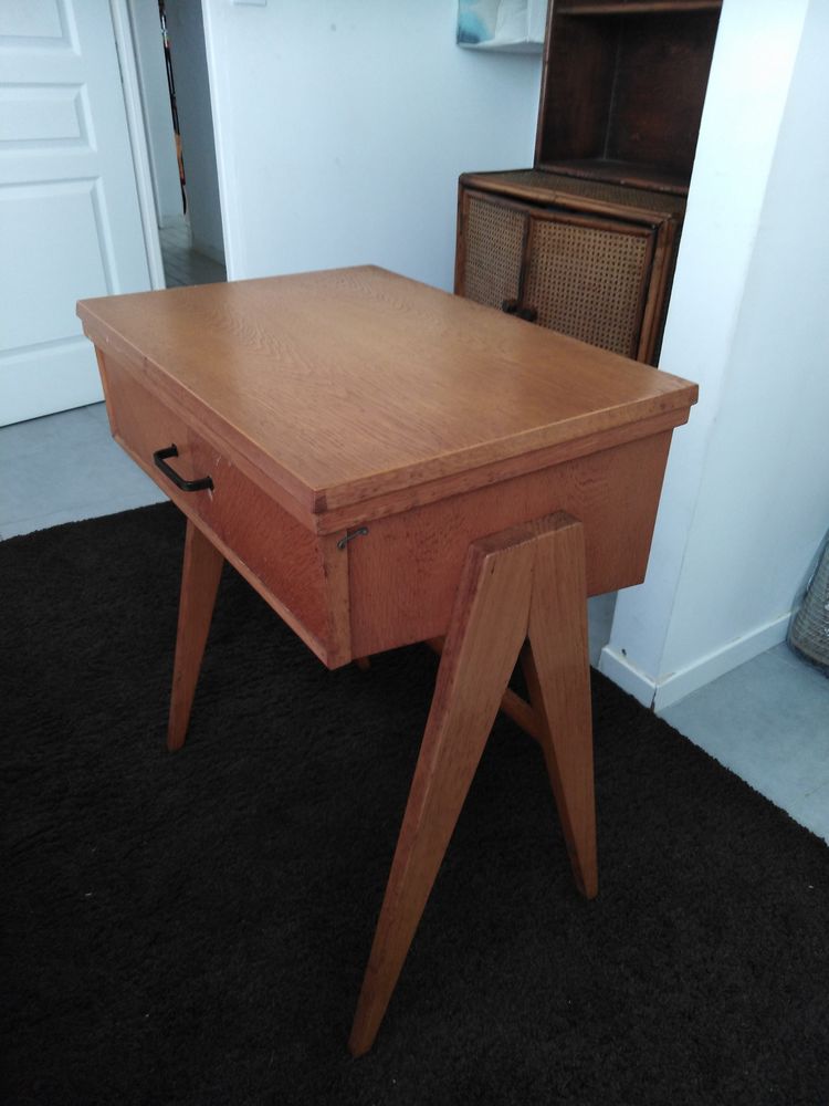 Meuble/machine � coudre Singer mod�le T44 fonction 1956. 150 Bayonne (64)