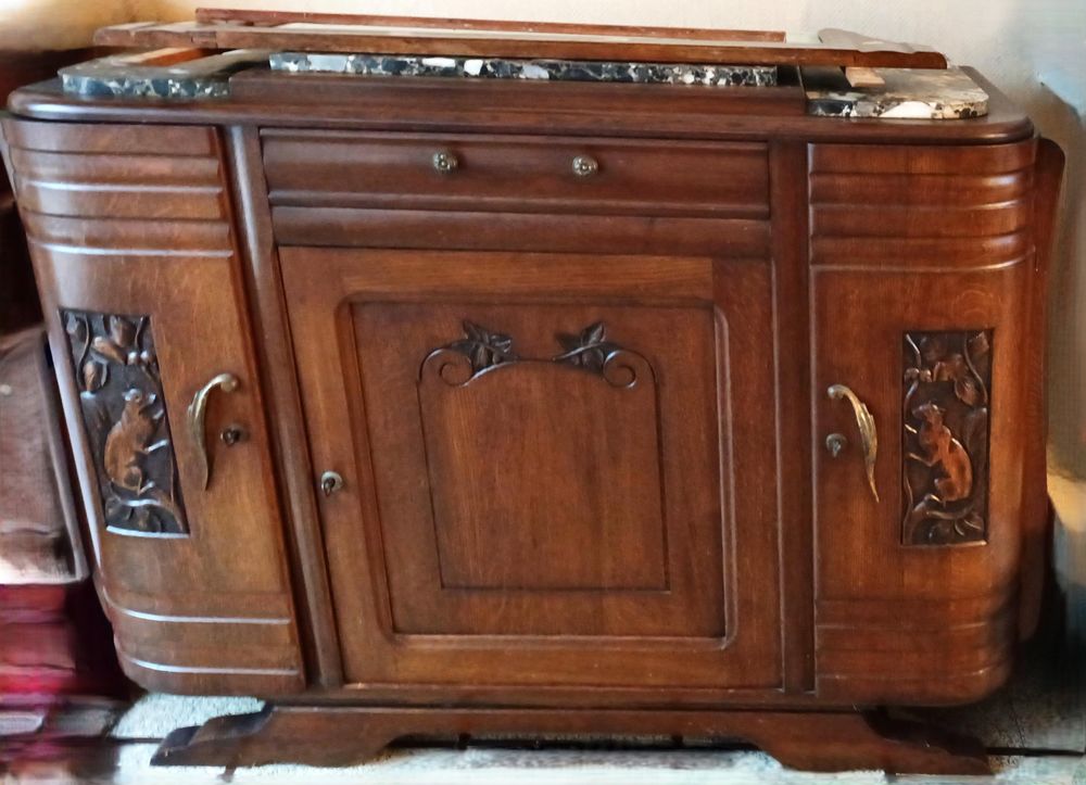 Meuble massif de belle qualit�, dessus en marbre 0 Escobecques (59)