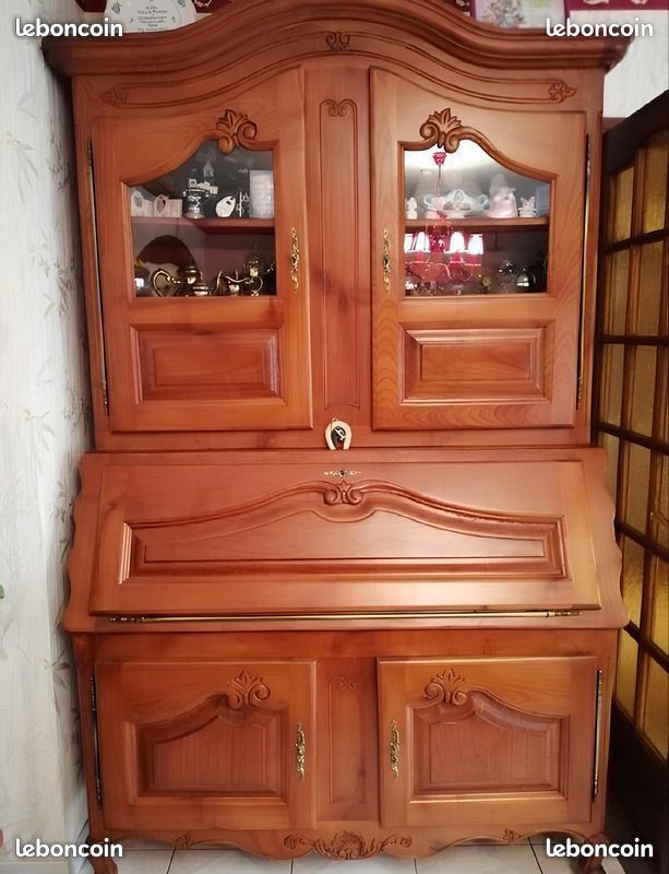 Meuble en merisier massif 235 Saint-Vallier (71)