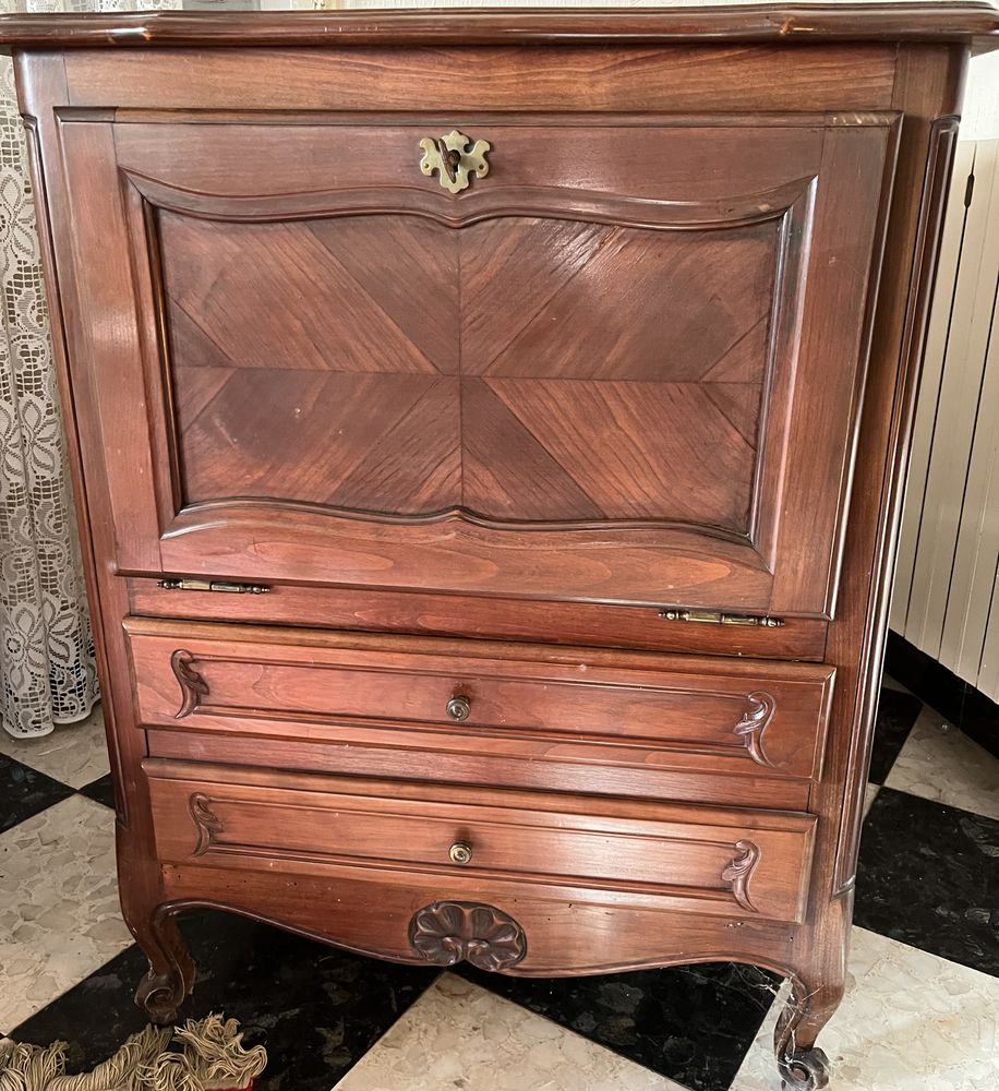 Meuble Bar Merisier massif
0 Bagnols-sur-C�ze (30)