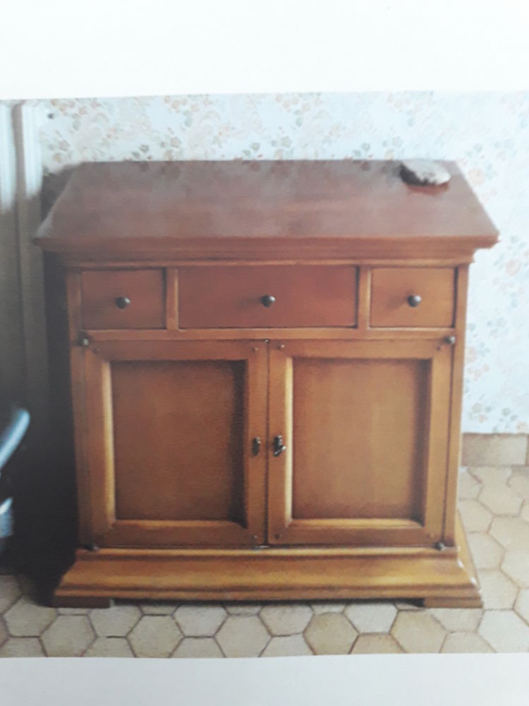 meuble merisier 3 tiroirs de portes excellent �tat 250 Conquereuil (44)