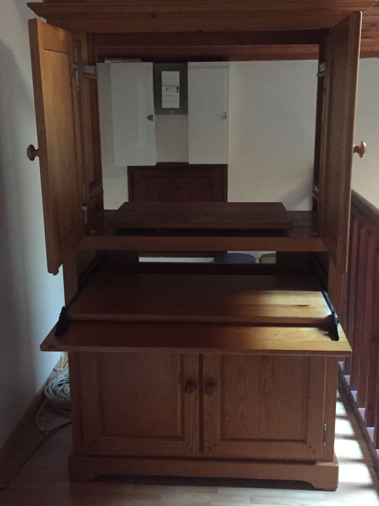 Meuble Multim�dia d'�b�nisterie
300 Salles (33)