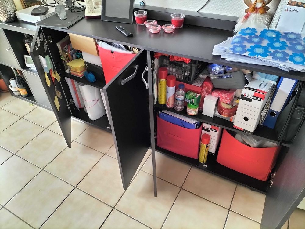 Meuble noir 80 Lyon 7 (69)