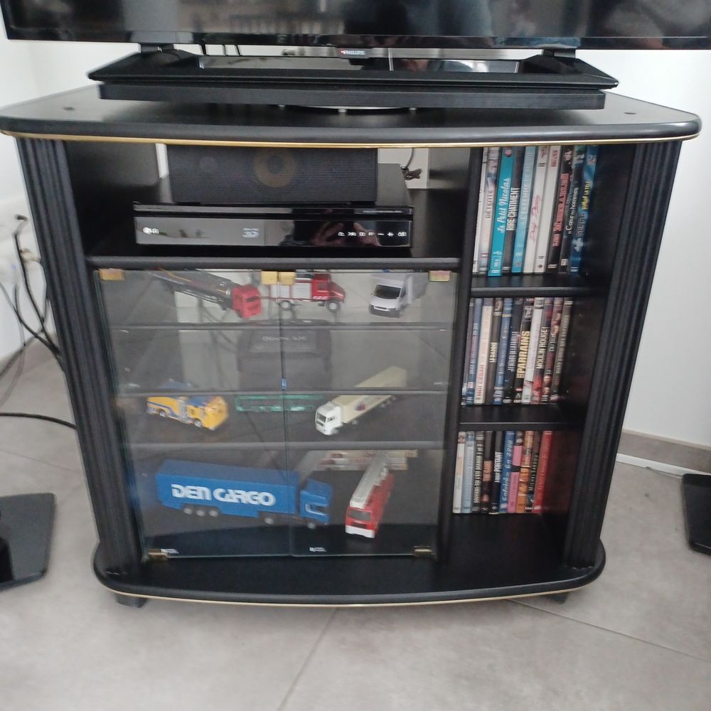 Meuble TV noir 30 Attignat (01)