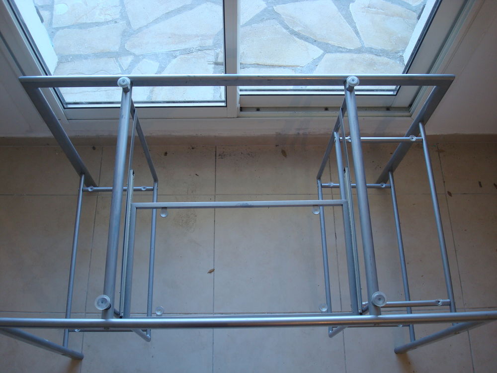 Meuble ordinateur acier et  verre 90 Fr�jus (83)