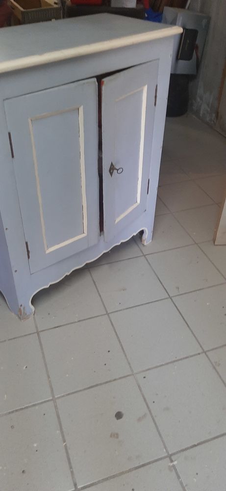 Meuble peint 100 Vesseaux (07)