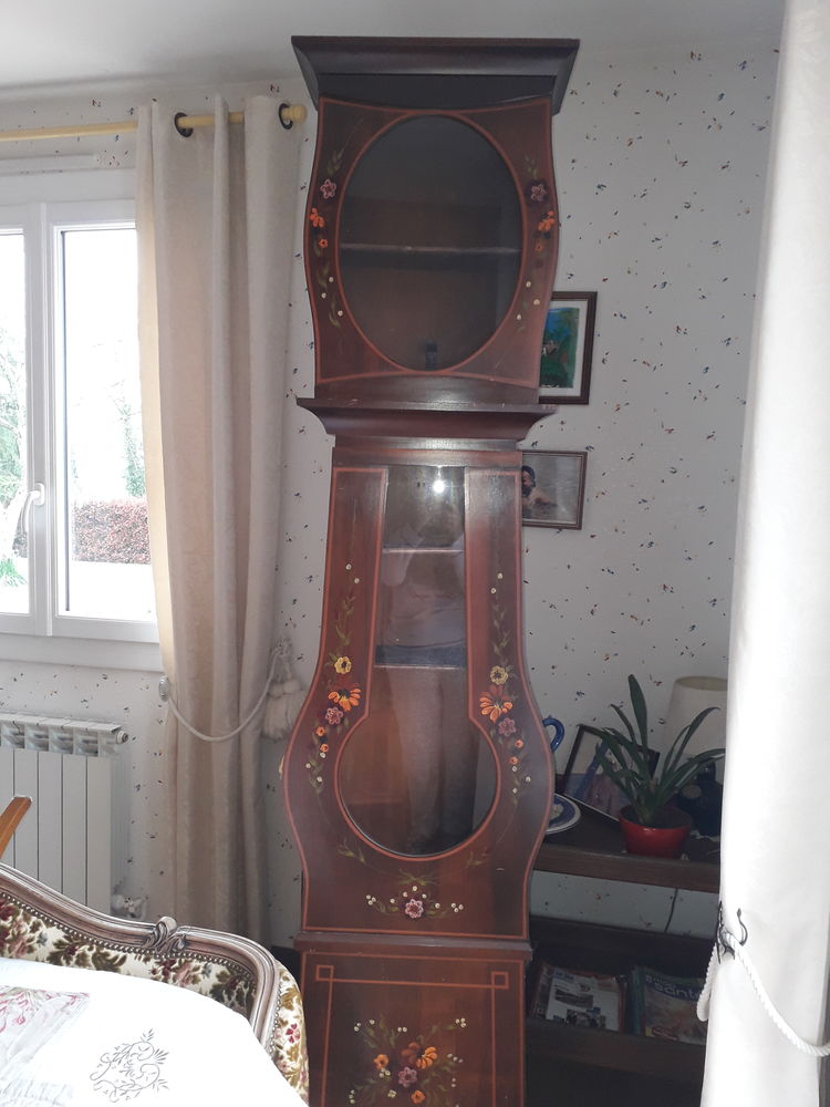 un meuble de pendule comtoise 70 Montpon-M�nest�rol (24)