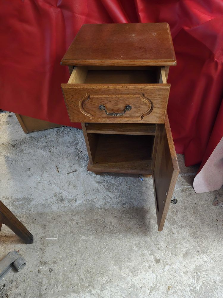 meuble petit placard avec tiroir 80 cm x 45 cm x 40 cm 85 Aspres-sur-Bu�ch (05)