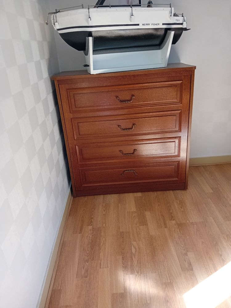 Lit meuble 1 place en bois massif 60 Muzillac (56)