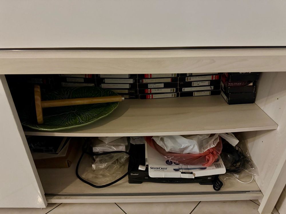 Meuble TV plus TV Samsung 102 cm bon �tat 350 Champvans-les-Moulins (25)