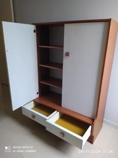 Meuble 2 portes 2Tiroirs 6 �tag�res
85 Avanton (86)