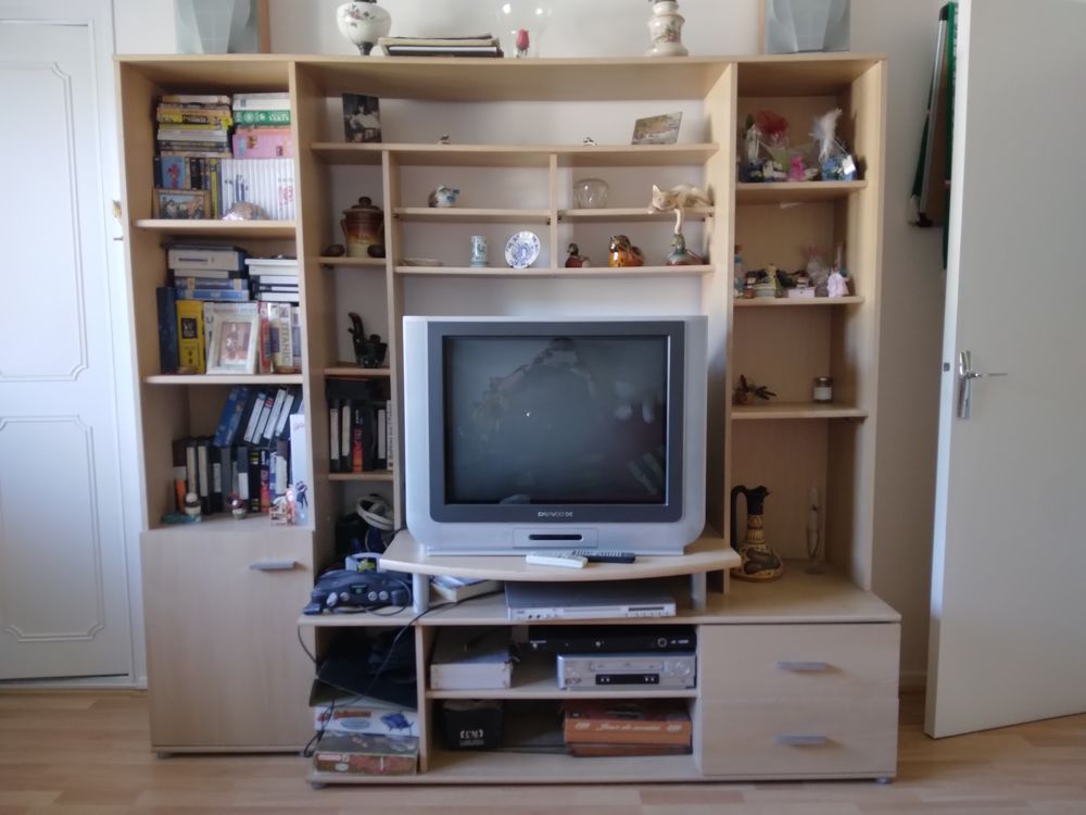 meuble tv pour bureau 0 Saint-Vérand (38)