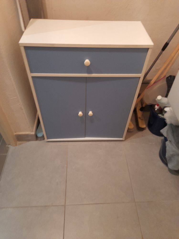 MEUBLE DE RANGEMENT 1TIROIR UNE ETAGERE 2PORTES 20 Fos-sur-Mer (13)