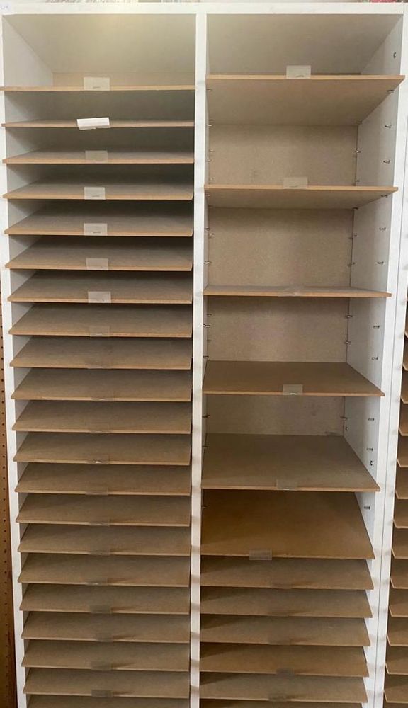 Meuble rangement 2mx0,70x0.31 �tag�res modulables. 30 casier 50 Osny (95)