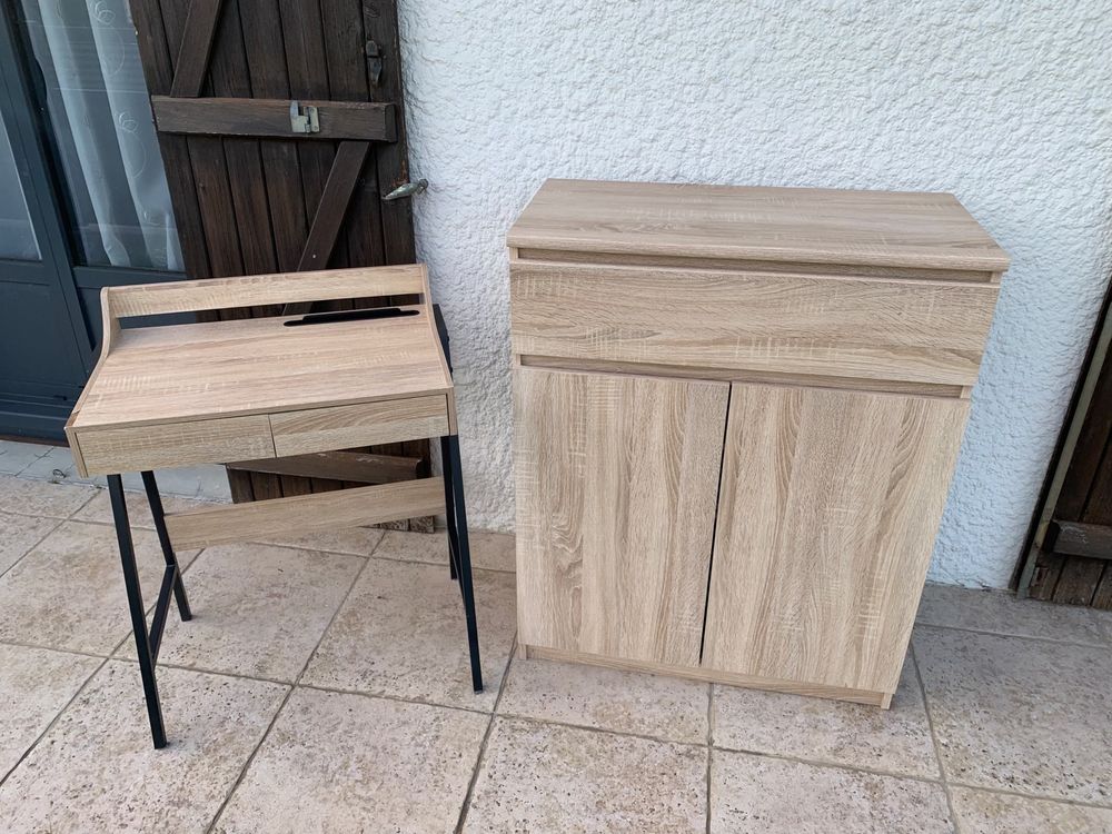 Meuble de rangement  impeccable peu servi et petit bureau 80 Marolles-en-Brie (94)