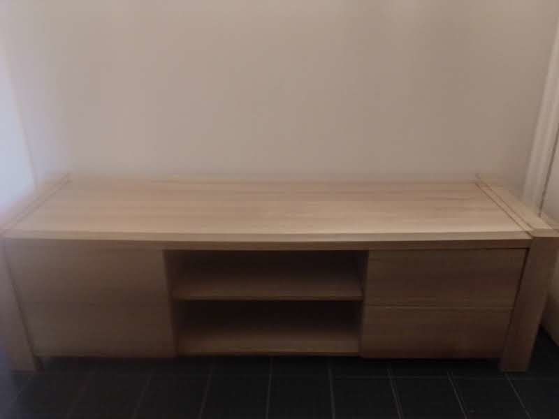 Meuble  rangement  TV 25 La Roquebrussanne (83)