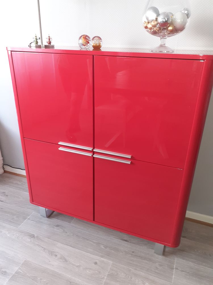 Meuble rouge 60 Strasbourg (67)