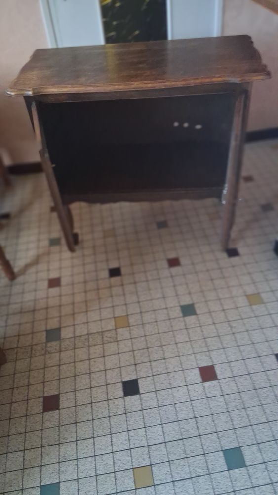 meuble sur roulettes 15 Saint-Genis-Laval (69)