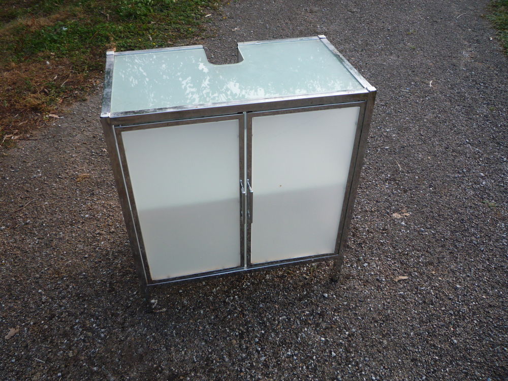 Meuble salle de bain/sous lavabo/vasque
62cm x 36cm
h 68cm 35 Castres (81)