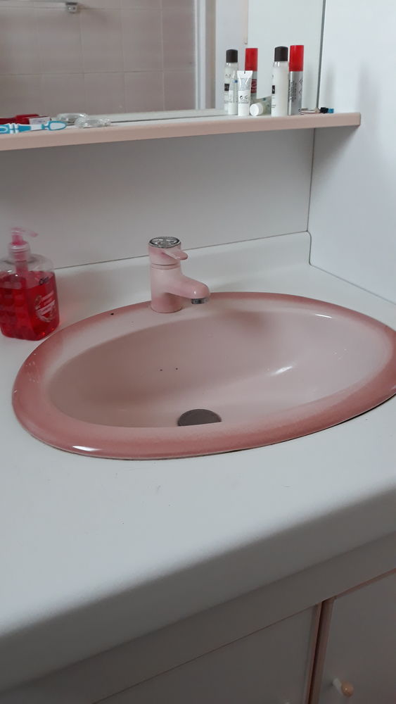 meuble de salle de bain, 
0 Charly (69)
