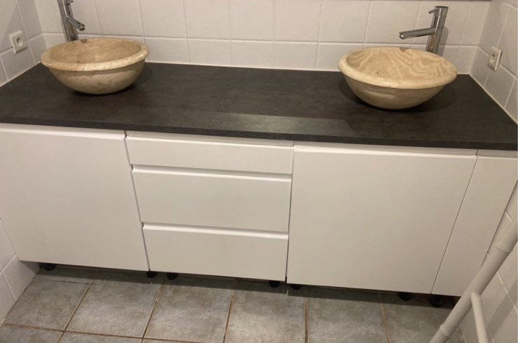 meuble salle de bain ,2 vasques , robinet et miroir 250 Le Grau d'Agde (34)