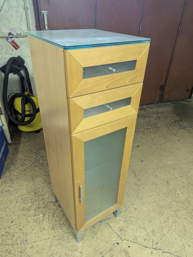 meuble salle de bain  
50 Aulnay-sous-Bois (93)