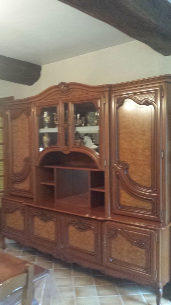 MEUBLE  SALLE A MANGER 300 Domagn� (35)