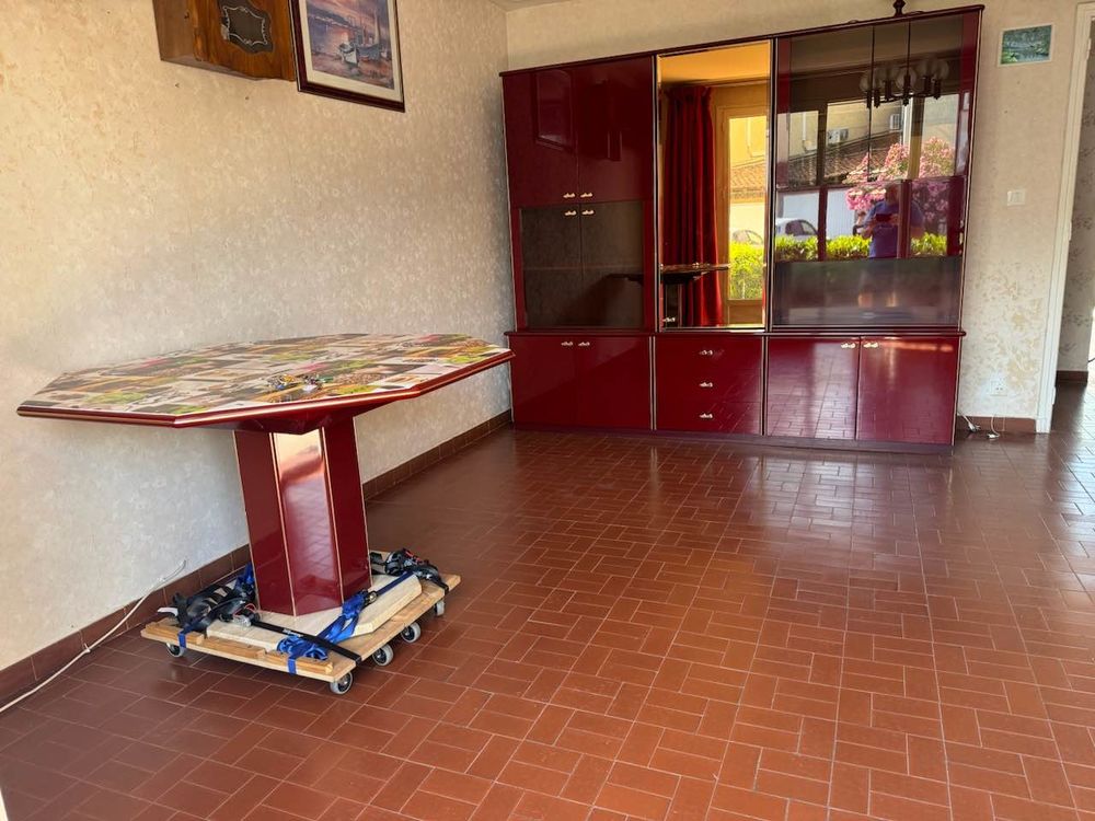 Meuble de salle � manger 650 Cuers (83)