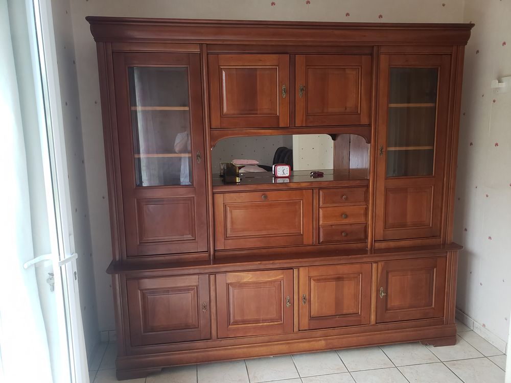 Meuble de salle � manger 150 Saint-Cl�ment-de-la-Place (49)