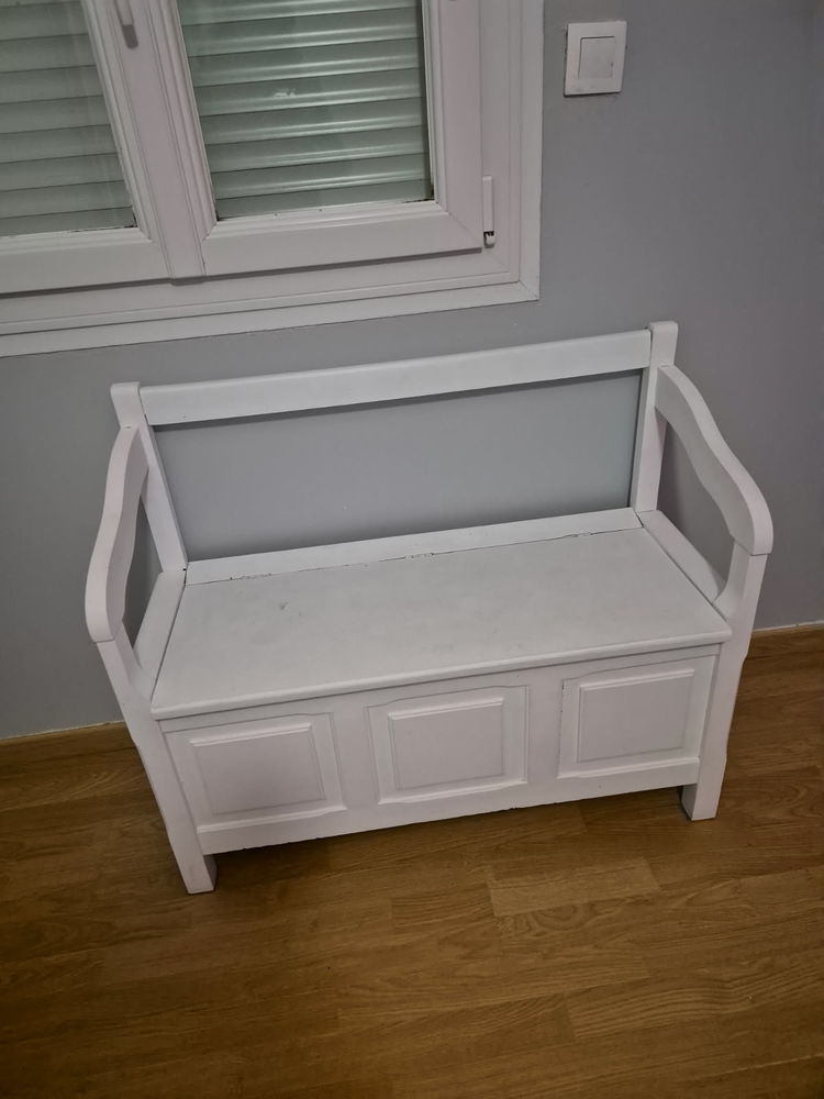 meuble salle � manger ( table , meuble , chaise, miroir )
0 Oneux (80)