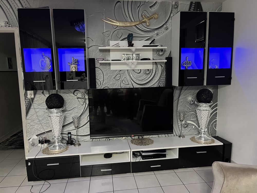 Meuble salon avec �tag�re mural en LED NOIR 200 Besan�on (25)