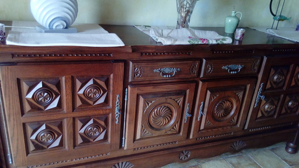 meuble de salon en ch�ne massif , bon �tat , 50 Moulon (33)