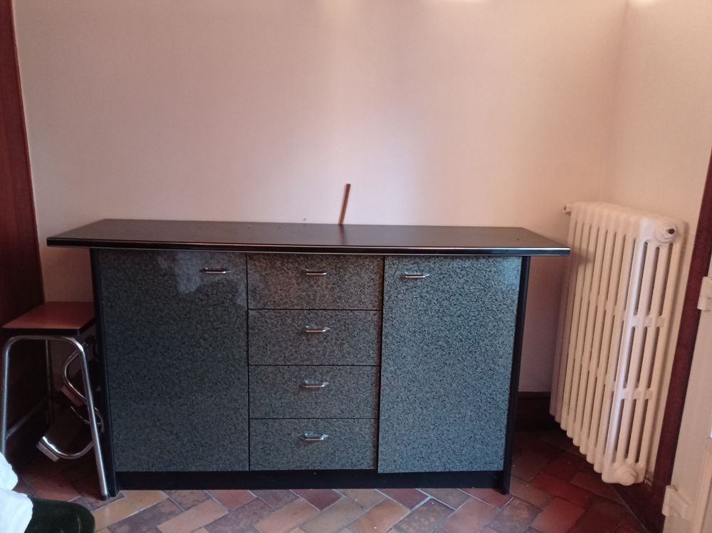 Meuble de salon et Table basse 80 Sylvains-les-Moulins (27)