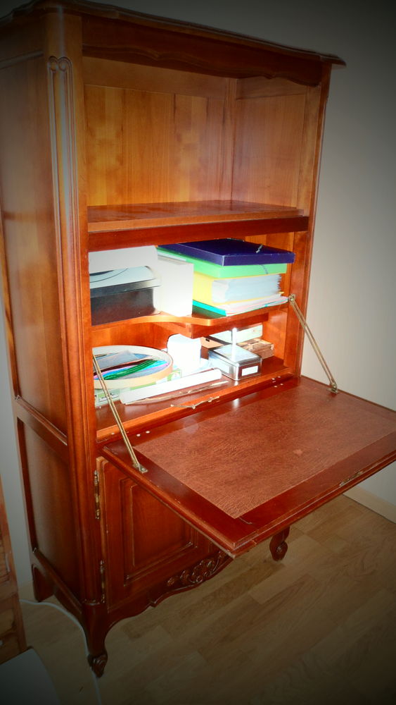 MEUBLE SECRETAIRE BOIS MASSIF  MERISIER 80 Armbouts-Cappel (59)