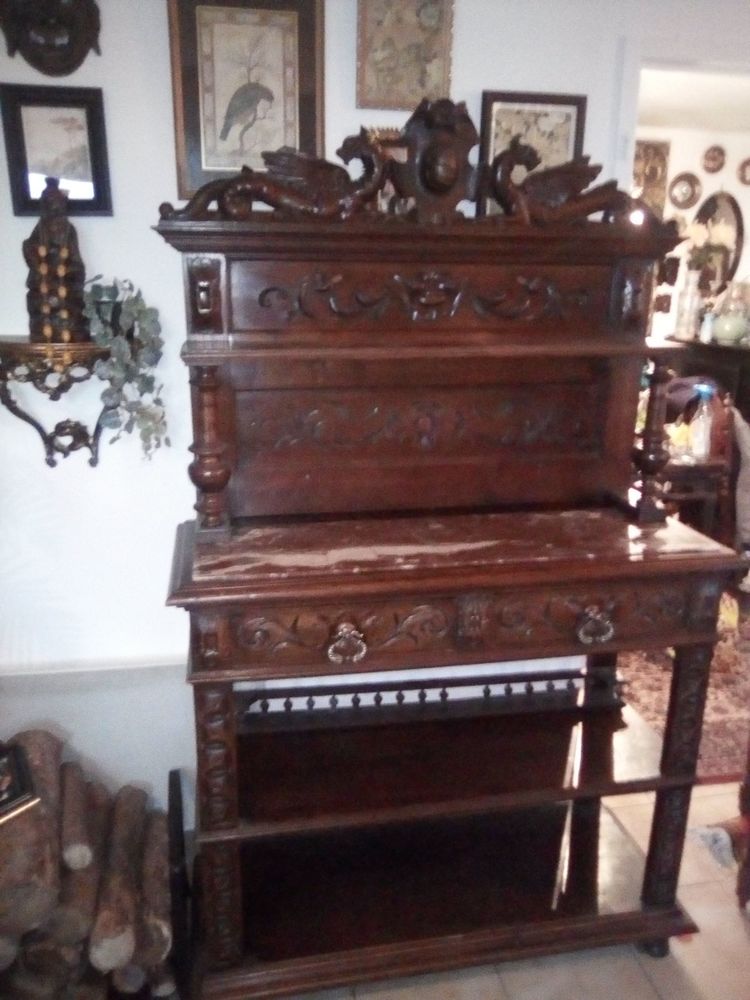 Meuble Style Henri II
Dragon
Harry Potter 160 Brest (29)