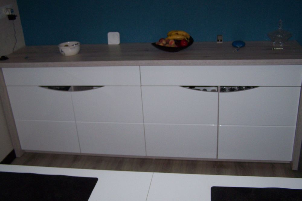 meuble + table+4 chaises de salle � manger 0 Bellign� (44)