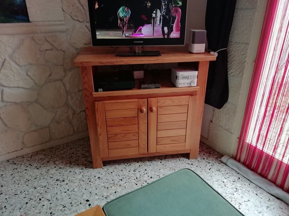 MEUBLE ET TABLE DE SALON 50 Cognac (16)