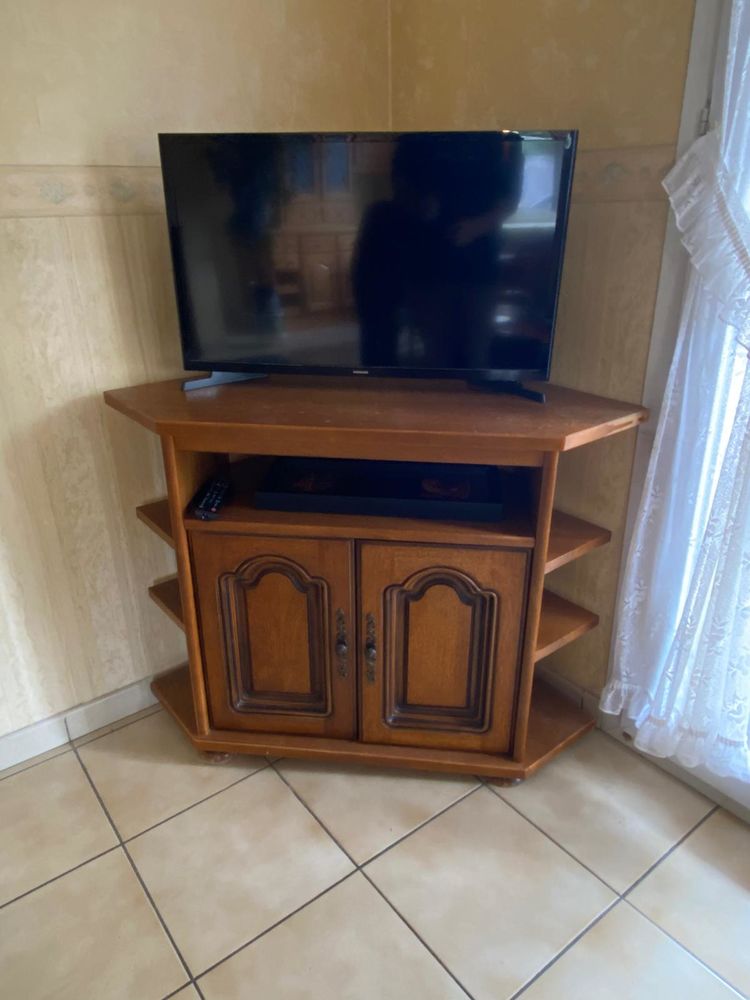 Meuble t�l� d'angle 0 Genas (69)