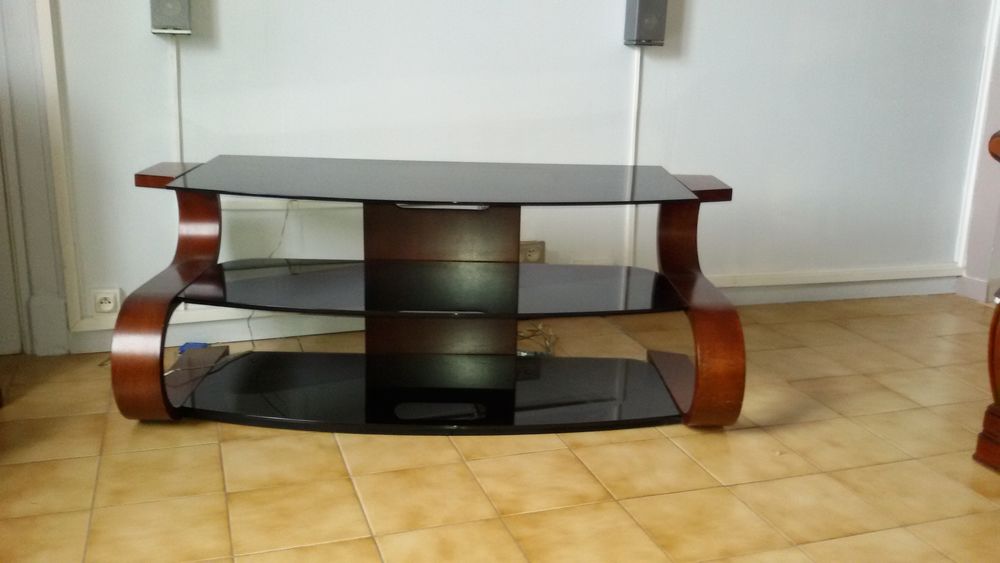 Meuble t�l� bois massif verre noir 100 Brie (80)