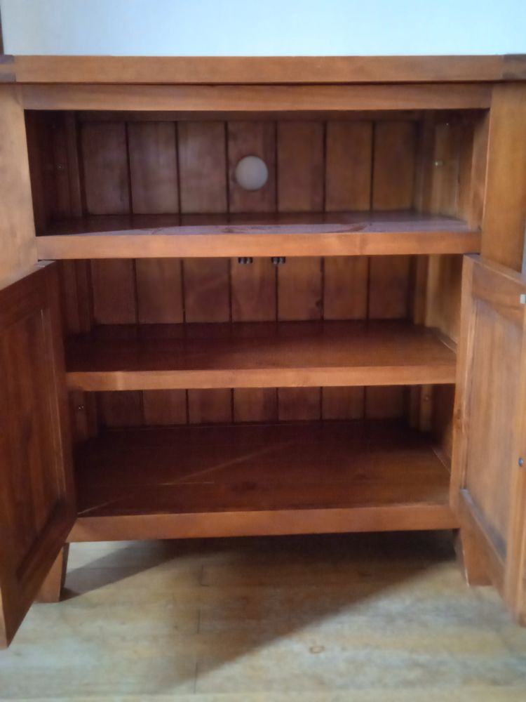 meuble t�l� en bois, en tr�s bon �tat 0 Champier (38)