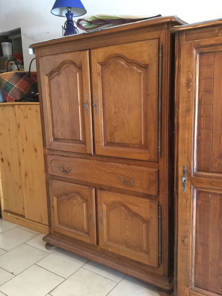 Meuble t�l� ch�ne massif 150 Buxy (71)